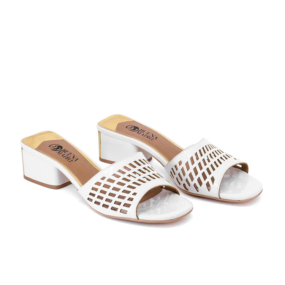 Tamanco Feminino Salto 4,5cm Robusto Elegante cor Off White